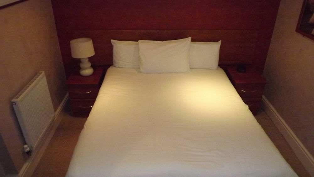 The Peacock Townhouse Hotel Kenilworth - Warwick מראה חיצוני תמונה
