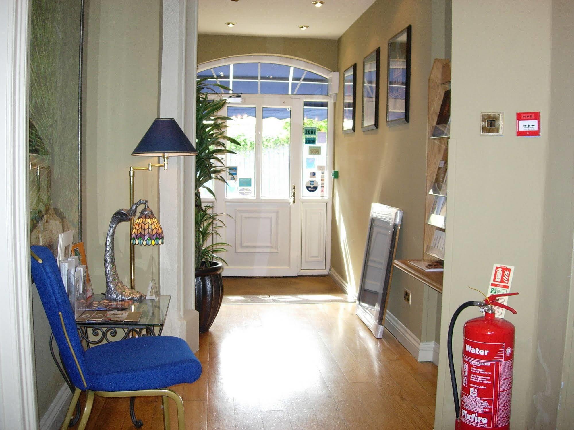The Peacock Townhouse Hotel Kenilworth - Warwick מראה חיצוני תמונה
